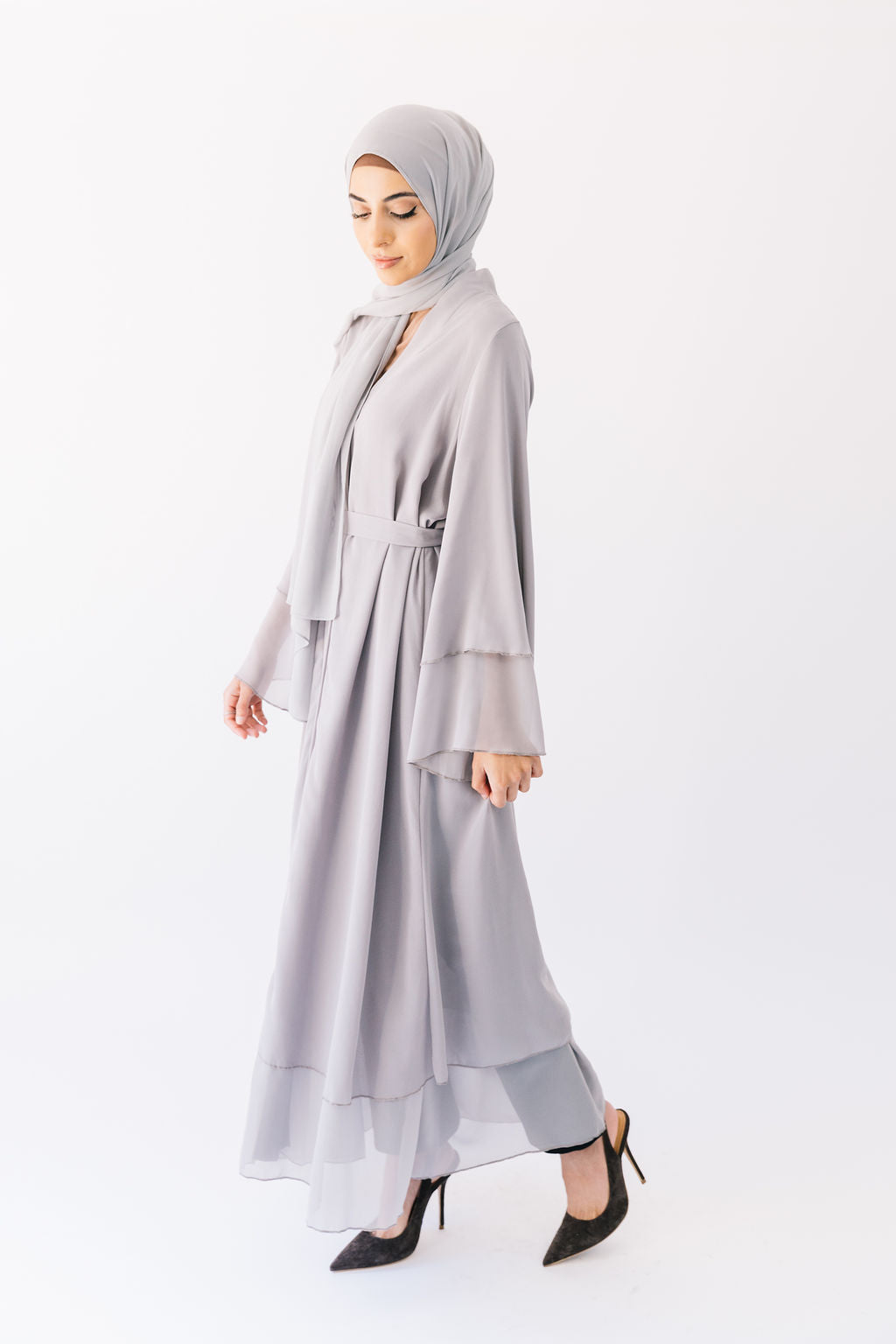 Smoked Pearl Abaya